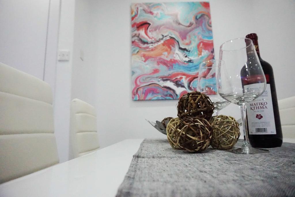 Lazuli Sea View Beachfront Ap 43 لارنكا المظهر الخارجي الصورة